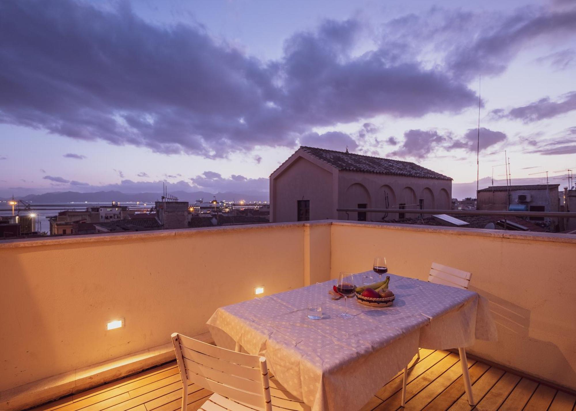Blue Domus Appartement Cagliari Buitenkant foto